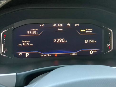 Used 2022 Volkswagen Atlas Cross Sport SE image 34