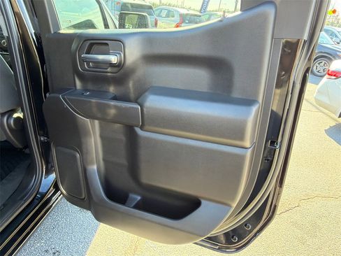 Used 2024 Chevrolet Silverado 1500 Custom image 16