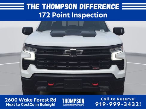 Used 2024 Chevrolet Silverado 1500 LT Trail Boss w/ Convenience Package II AWD/4WD image 8