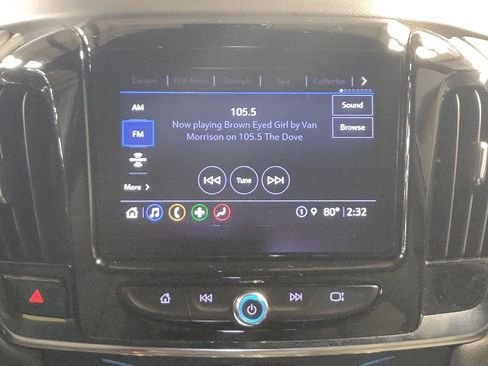 Used 2023 Chevrolet Traverse LT FWD image 25
