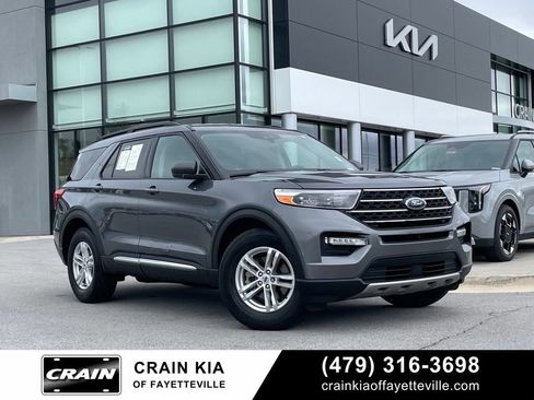 Used 2021 Ford Explorer XLT w/ Equipment Group 202A AWD/4WD image 1