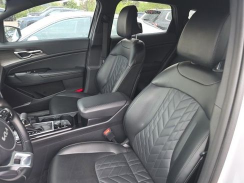 Used 2023 Kia Sportage X-Line image 5