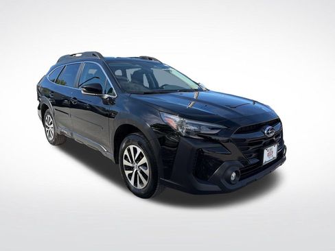 Certified 2024 Subaru Outback Premium AWD/4WD image 3