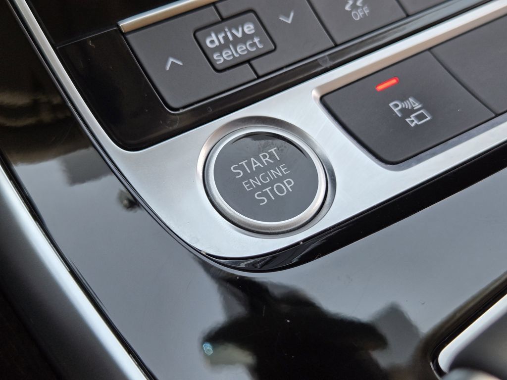 Certified 2023 Audi Q7 2.0T Premium w/ Convenience Package AWD/4WD image 27