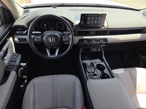 Used 2024 Honda Pilot EX-L image 8