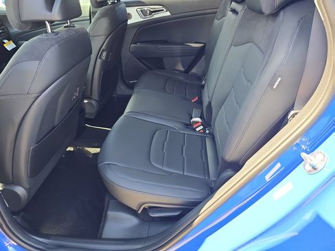 New 2026 Kia Sportage SX AWD/4WD image 16