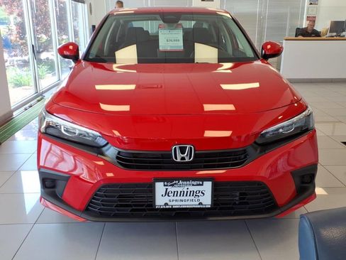 Used 2023 Honda Civic EX image 2