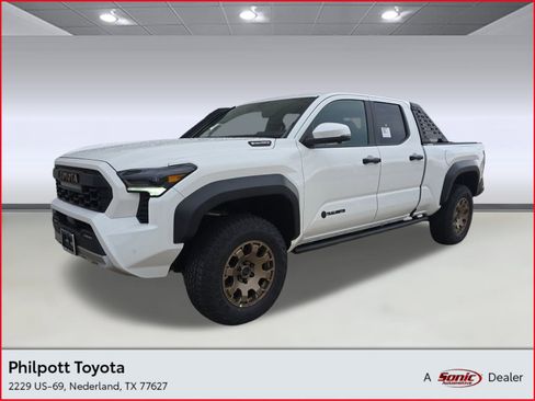 Used 2025 Toyota Tacoma 4x4 Double Cab Hybrid image 1