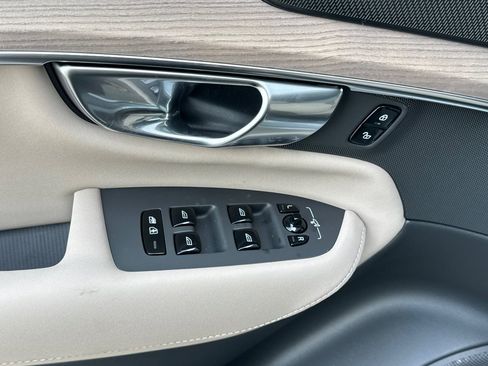 New 2026 Volvo XC90 B6 Plus w/ Protection Package AWD/4WD image 10