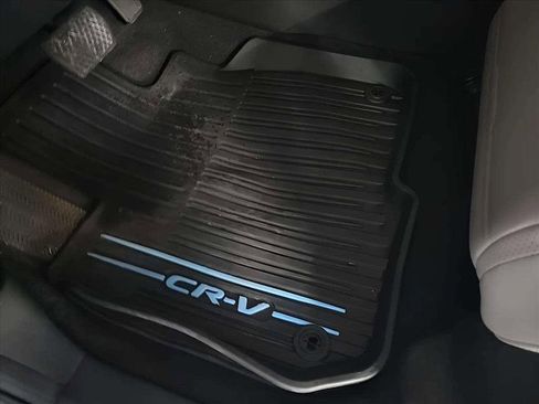 Used 2022 Honda CR-V Touring image 17