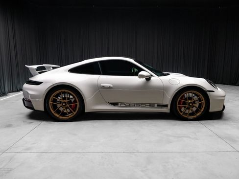 Used 2026 Porsche 911 Carrera GTS RWD image 15