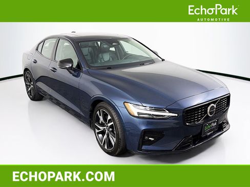 Used 2024 Volvo S60 B5 Core FWD image 1