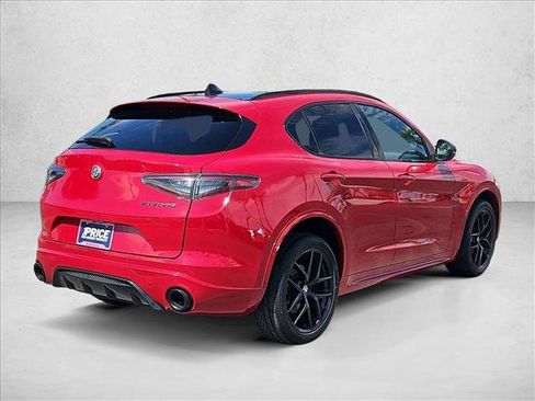 Used 2021 Alfa Romeo Stelvio Ti Sport AWD/4WD image 5