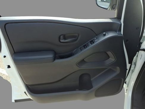 New 2026 Nissan Frontier SV w/ All-Weather Content Package AWD/4WD image 16