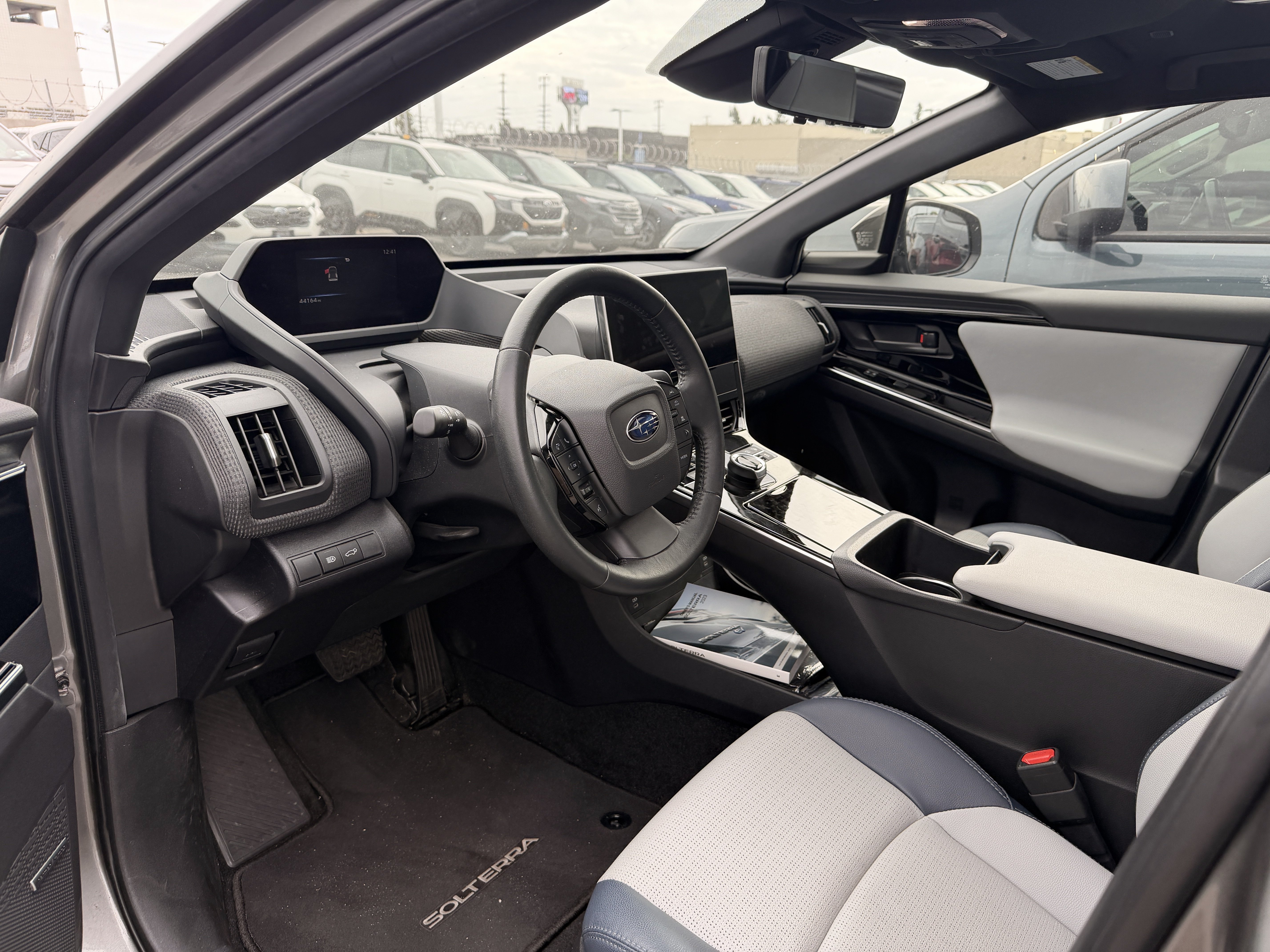 Used 2023 Subaru Solterra AWD image 2