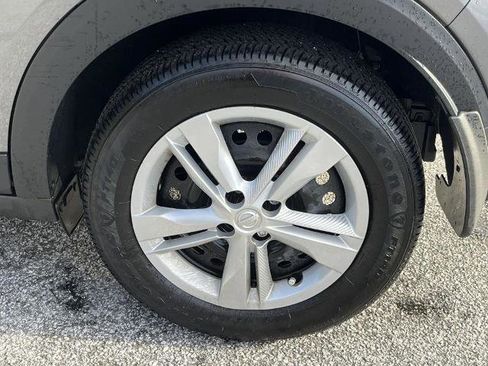 Certified 2024 Nissan Kicks S image 29