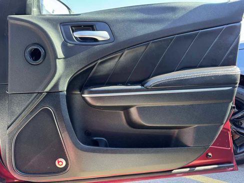 Used 2018 Dodge Charger GT image 28