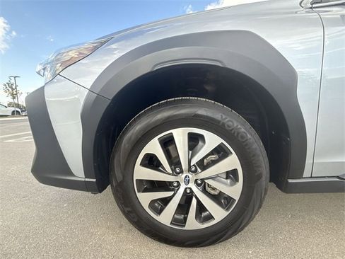 Used 2025 Subaru Outback Premium w/ Popular Package #1 image 10