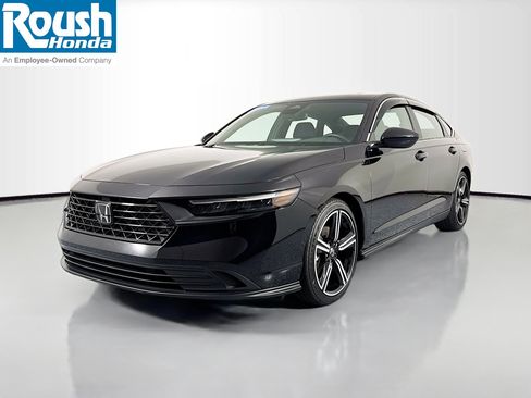 Certified 2023 Honda Accord Sport image 1
