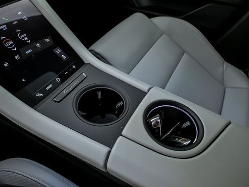 Used 2023 Porsche Taycan RWD image 33