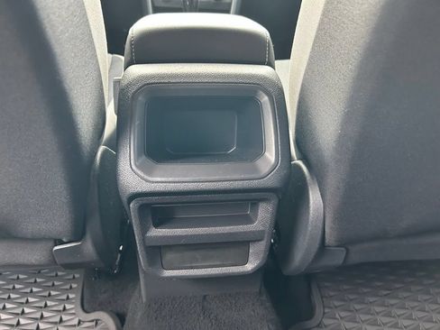 Certified 2022 Volkswagen Taos S AWD/4WD image 43