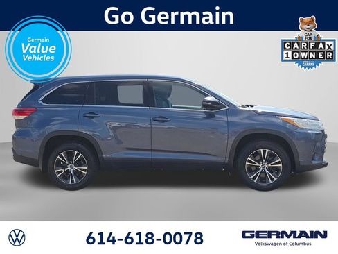 Used 2019 Toyota Highlander LE FWD image 5