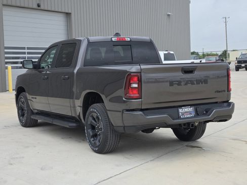 New 2026 RAM 1500 Express AWD/4WD image 4