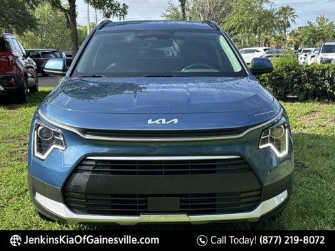 New 2026 Kia Niro EX FWD image 8