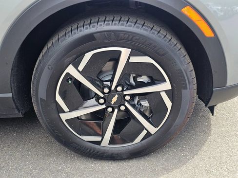 New 2026 Chevrolet Equinox EV LT AWD/4WD image 9
