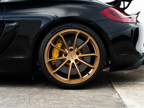 Used 2016 Porsche Cayman GT4 RWD image 34