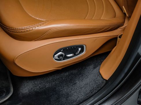 Used 2023 Aston Martin DBX 707 image 41