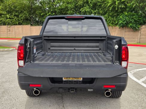 Certified 2025 Honda Ridgeline RTL image 24