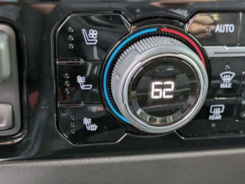 Used 2025 Chevrolet Silverado 2500 High Country w/ Technology Package image 25