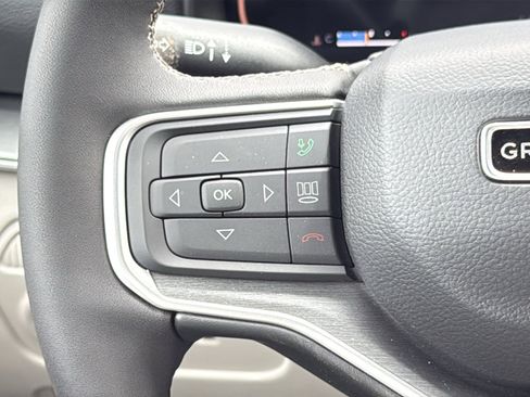 New 2026 Jeep Grand Wagoneer L 2WD image 22