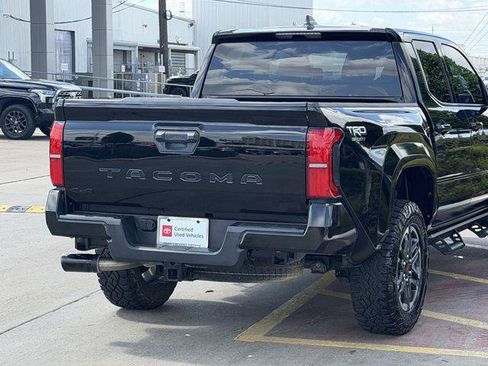 Certified 2025 Toyota Tacoma TRD Sport AWD/4WD image 7