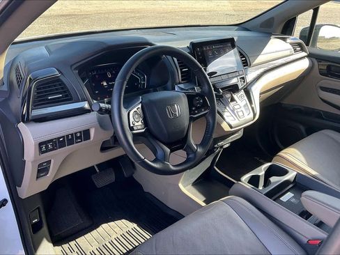 Used 2022 Honda Odyssey Elite image 17