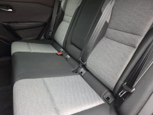Used 2021 Nissan Rogue SV FWD image 14