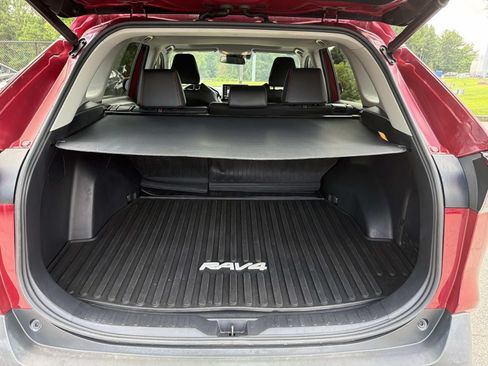 Used 2019 Toyota RAV4 Adventure w/ Cold Weather Package AWD/4WD image 18