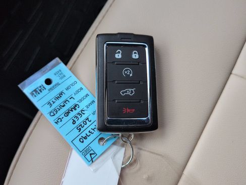 Used 2025 Jeep Grand Cherokee L Limited w/ Trailer Tow Package AWD/4WD image 37