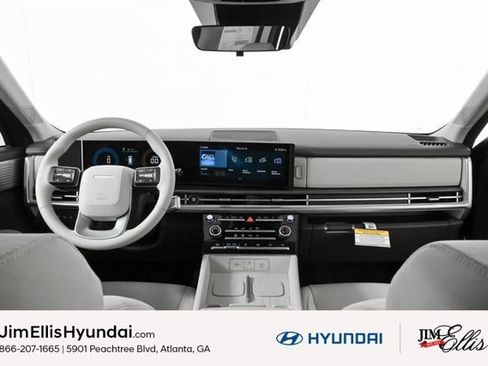 Used 2025 Hyundai Santa Fe SE image 21