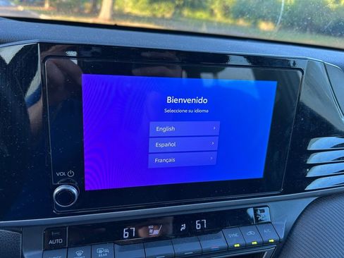 Used 2025 Toyota Camry SE image 23