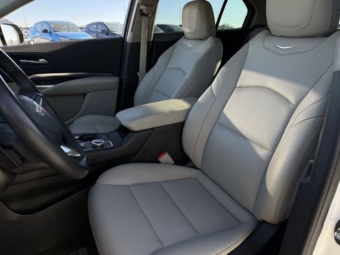 Used 2023 Cadillac XT4 Luxury image 17