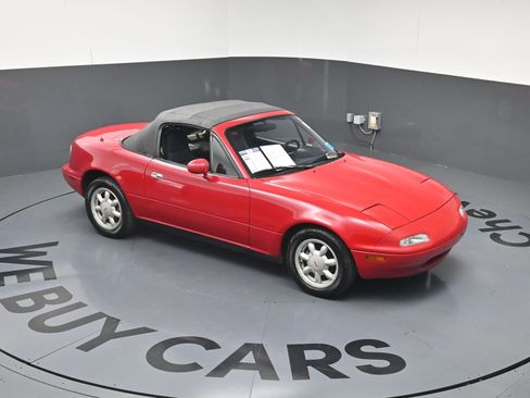Used 1990 MAZDA MX-5 Miata RWD image 28
