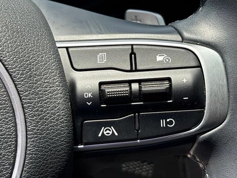 Used 2023 Kia Sportage EX AWD/4WD image 14