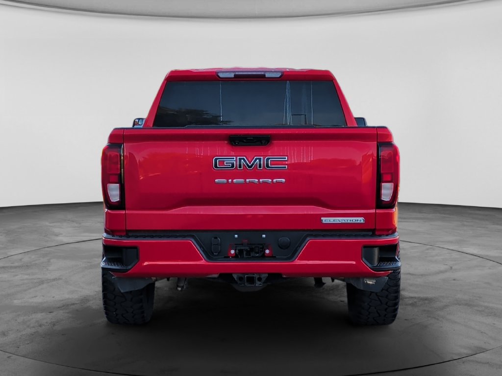 Used 2022 GMC Sierra 1500 Elevation w/ LPO, Elevation Black Package AWD/4WD image 6