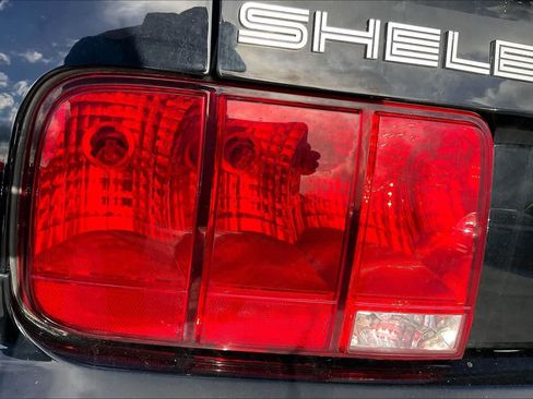 Used 2007 Ford Mustang Shelby GT500 RWD image 31