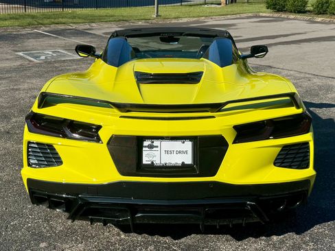 Used 2023 Chevrolet Corvette Stingray Premium Conv RWD image 6