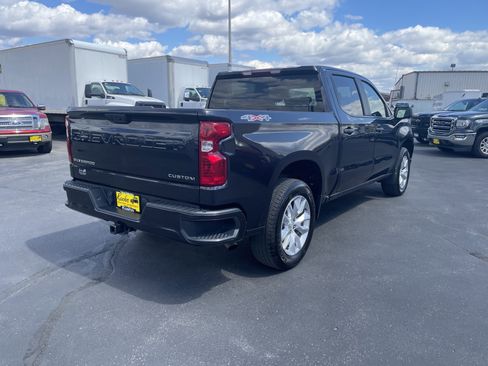 Used 2022 Chevrolet Silverado 1500 Custom AWD/4WD image 8