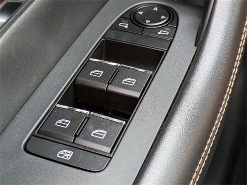 Used 2025 MAZDA CX-90 3.3 Turbo w/ Preferred Package image 31