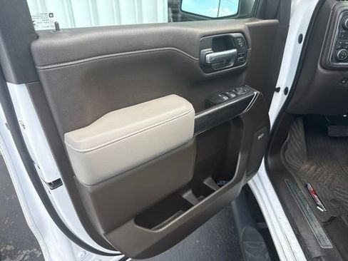 Used 2021 Chevrolet Silverado 1500 LTZ w/ LTZ Premium Package AWD/4WD image 38